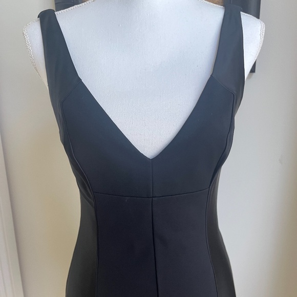 Halston Heritage Sleeveless Stretch Black Cocktail Dress Size S - Picture 6 of 7